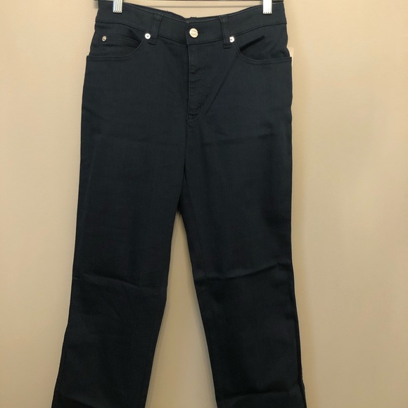 BNWT ARMANI jeans size 29 - Picture 4 of 7